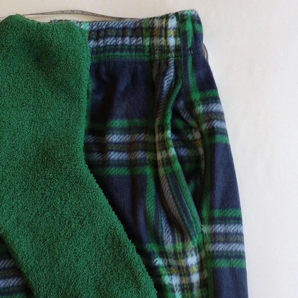 NWT 2PC Sleep Chic Plaid Pajama Pants Socks S Bottoms Blue Green JC Penney - Picture 3 of 10